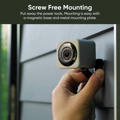 Wyze Cam v4 + 32GB MicroSD Card